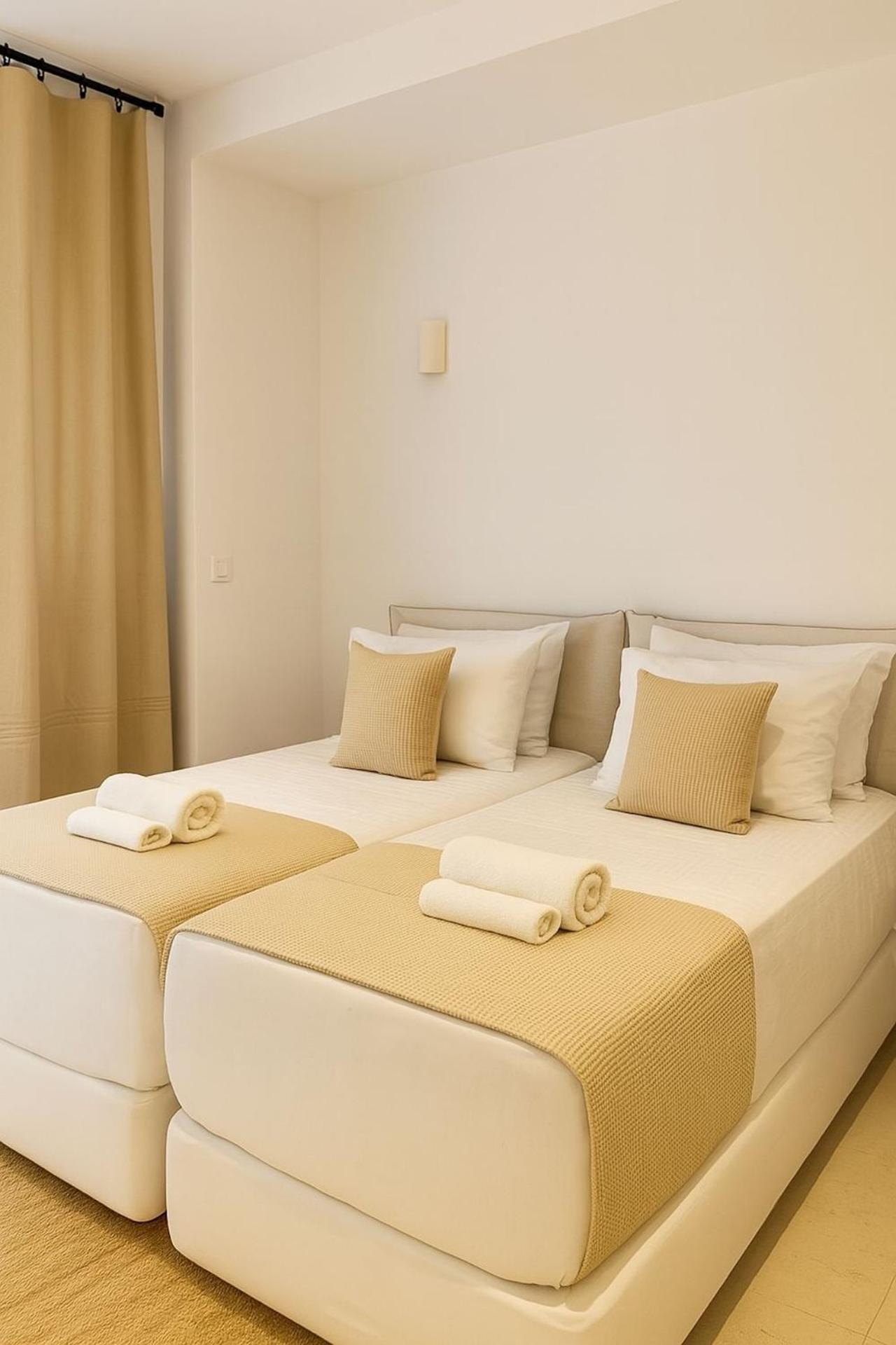 Sealove Villa Lakhania